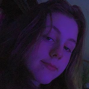 Meet your Posher, Courtnee